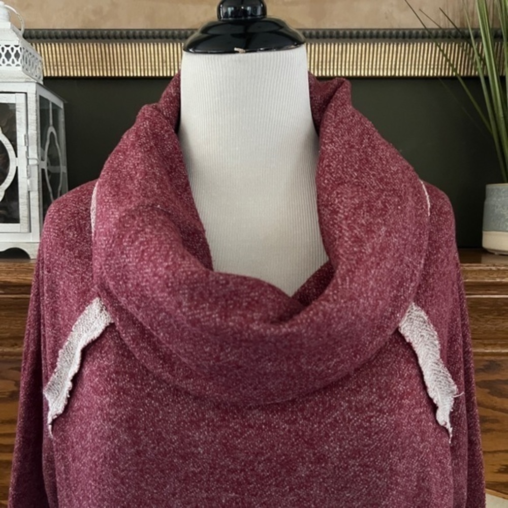 12PM By Mon Ami Women's Maroon Funnel Cowl Neck Pullover Sweater Sz. M - Picture 3 of 10